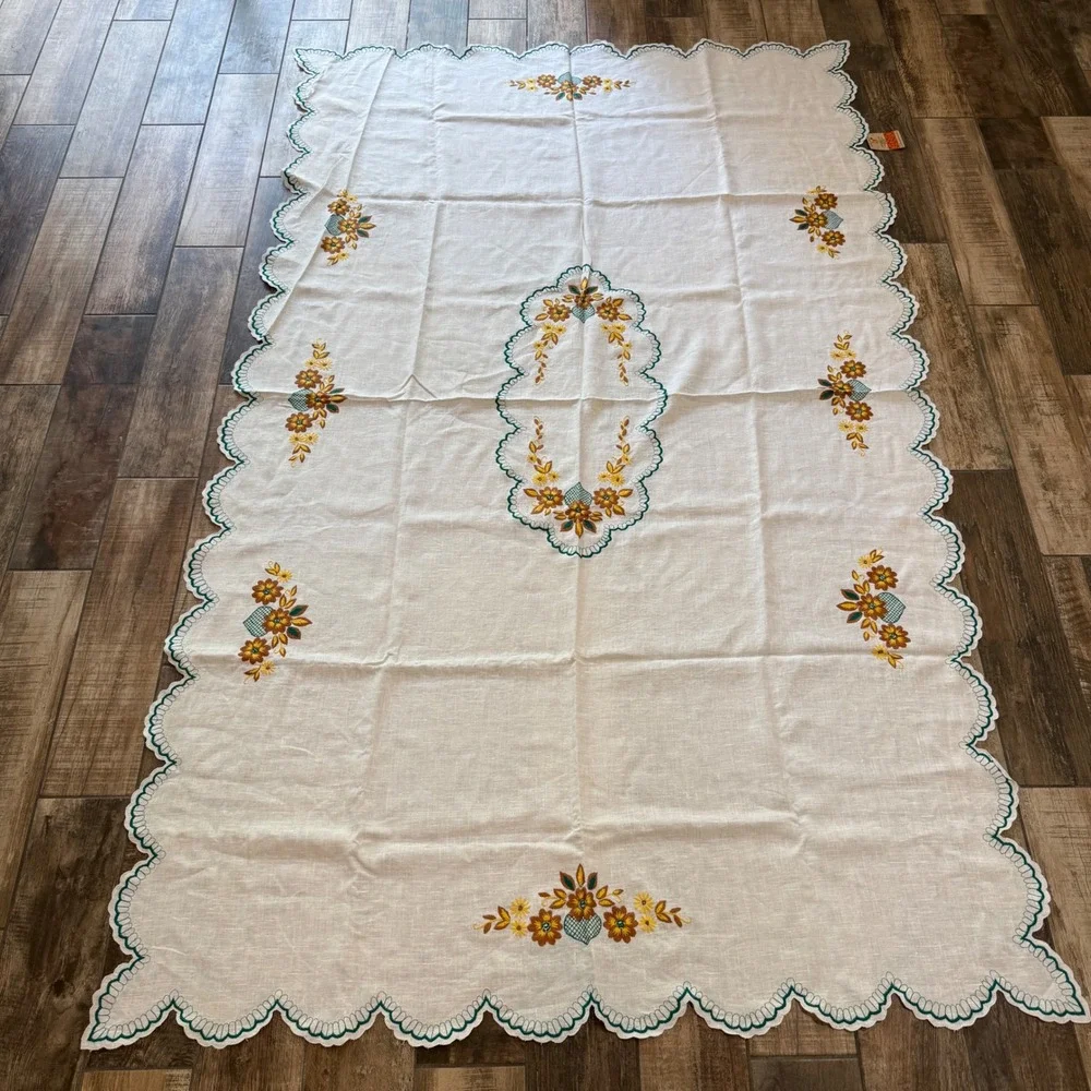 Vintage USSR Belarus Embroidered Tablecloth NOS Soviet Folk Linen 89x54 Tag